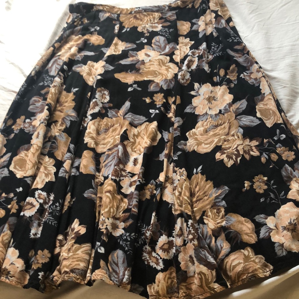 A line skirt